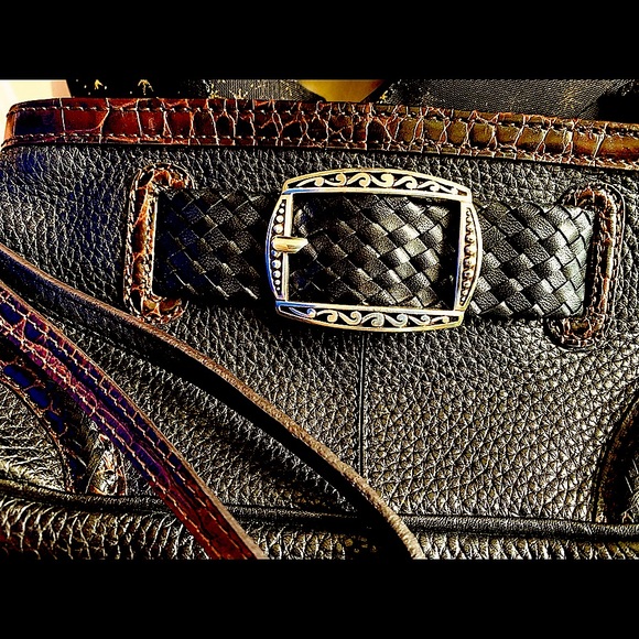 Brighton Black Genuine Leather Wristlet 👝🌷 - Picture 1 of 4